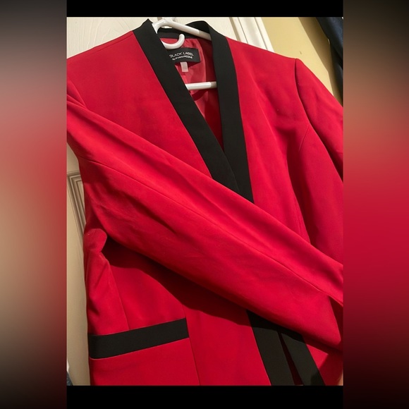 NWT !!!Womens size 10 (M) Blazer Poly blend Black Label Business Formal - Picture 10 of 14